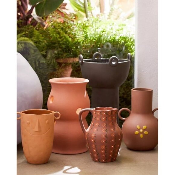 Urban Outfitters Modern Boho Vase Black Ceramic Pedestal Base - Picture 2 of 6